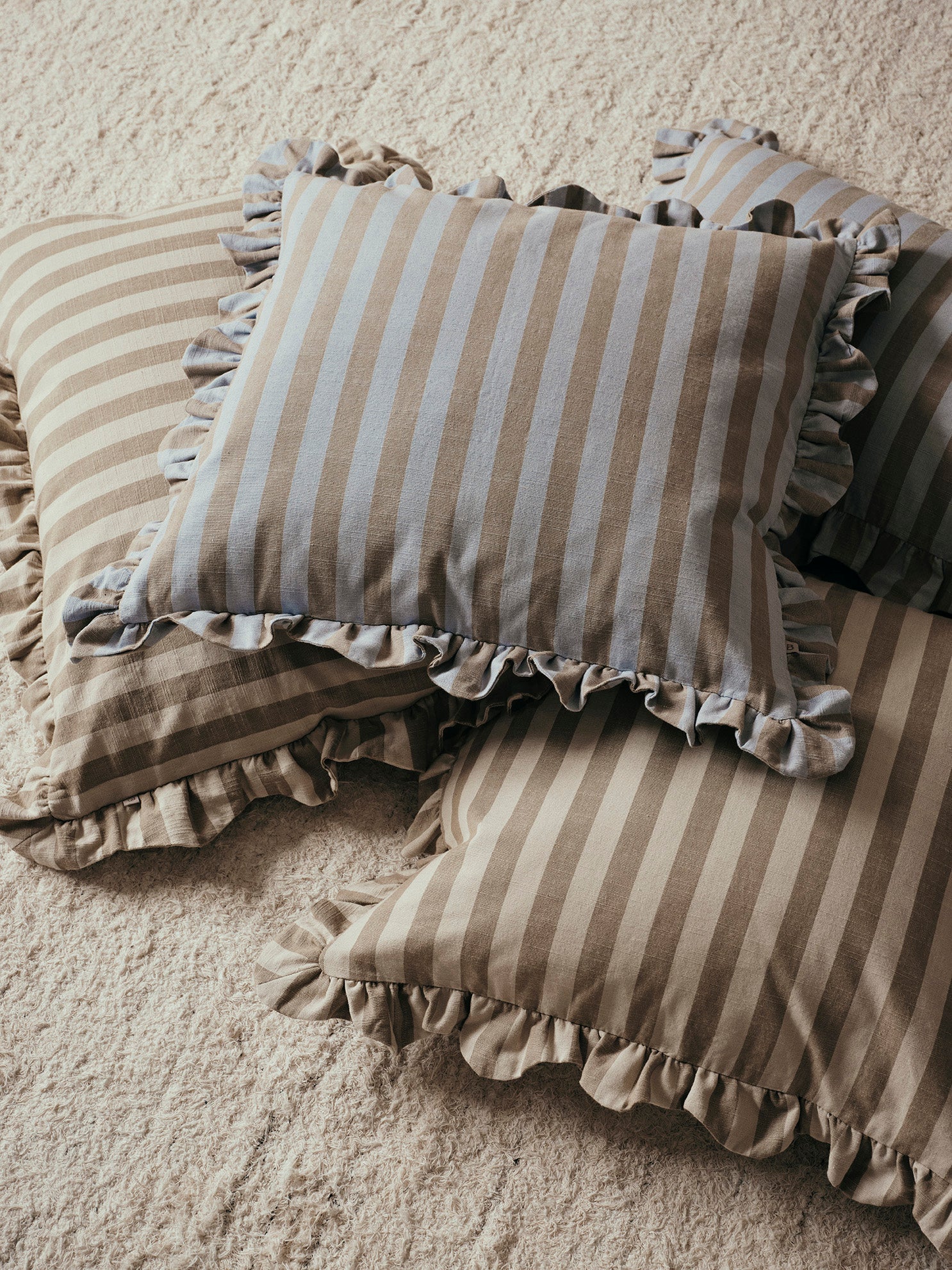 Ina Cushion Cover Dusty Blue/Brown Kelp - Bild 3