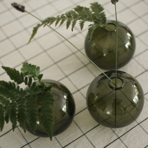Ball Vase Green