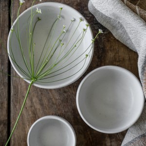 Skål vit/natur botten